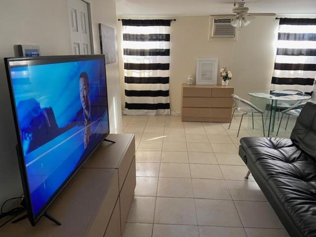 Private Room Near Miami Airport - Free Parking - 01 Exteriör bild